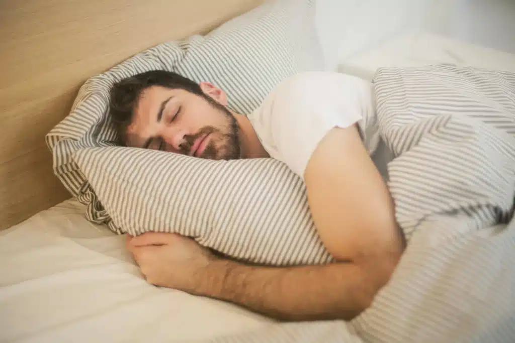 Faut-il dormir la tête au sud ? Feng Shui